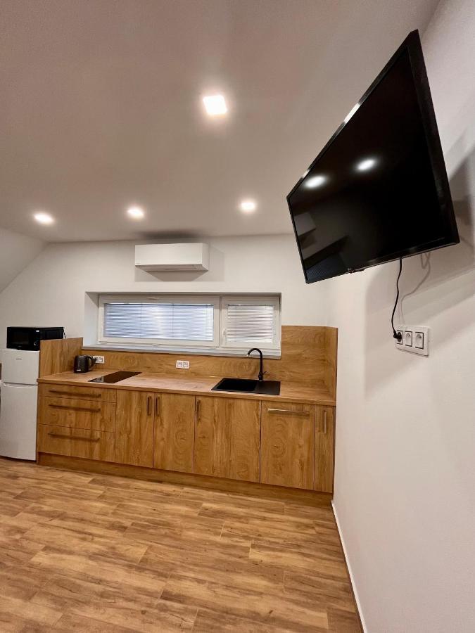 U Srubu Apartment Moravany  Exterior photo