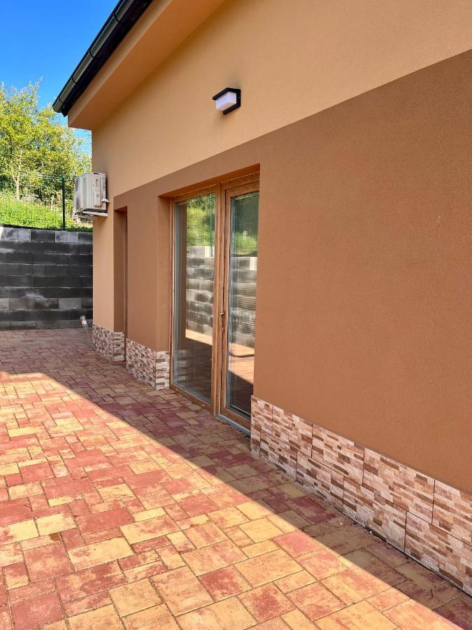 U Srubu Apartment Moravany  Exterior photo